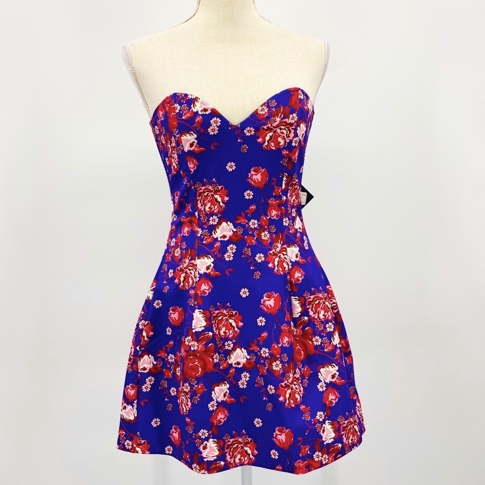 Boulee Ivy Strapless Corset Dress Rose Print - Picture 3 of 14